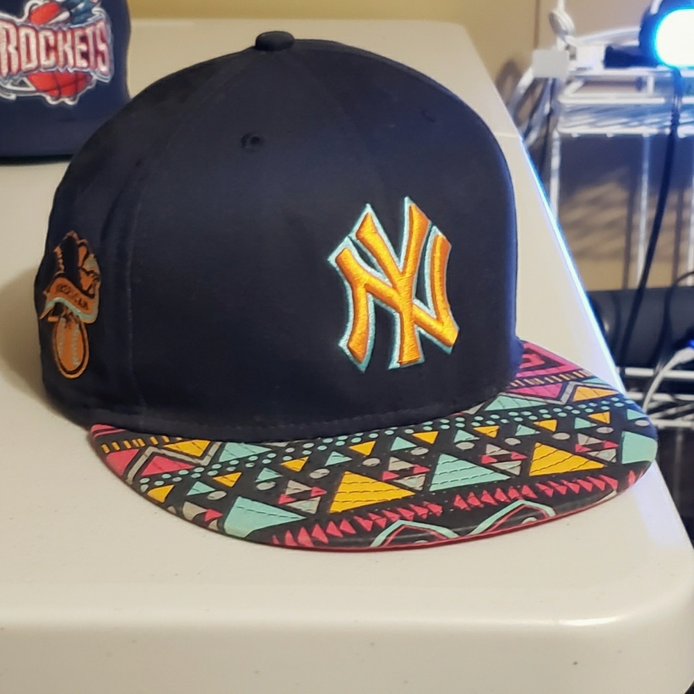 Yankees Snapback (Rare)